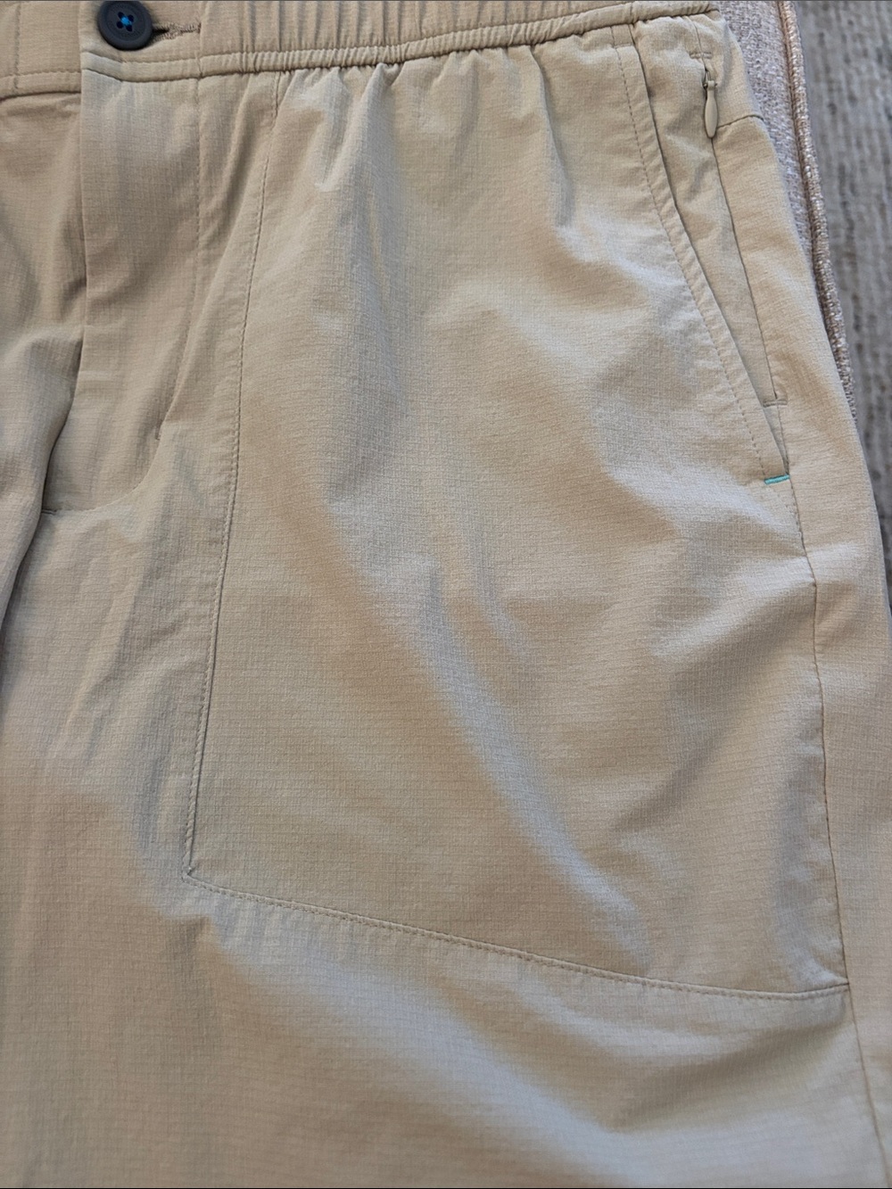 Tommy Bahama Chip Shot Shorts - Picture 4 of 4